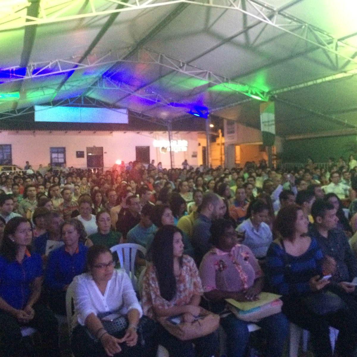 imagen-3-carlos-cortes-cali-pymes-social-media