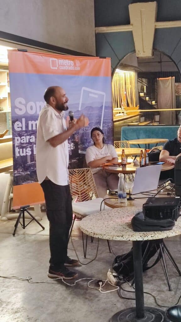 Carlos Cortés Speaker con Metro Cuadrado en Pereira